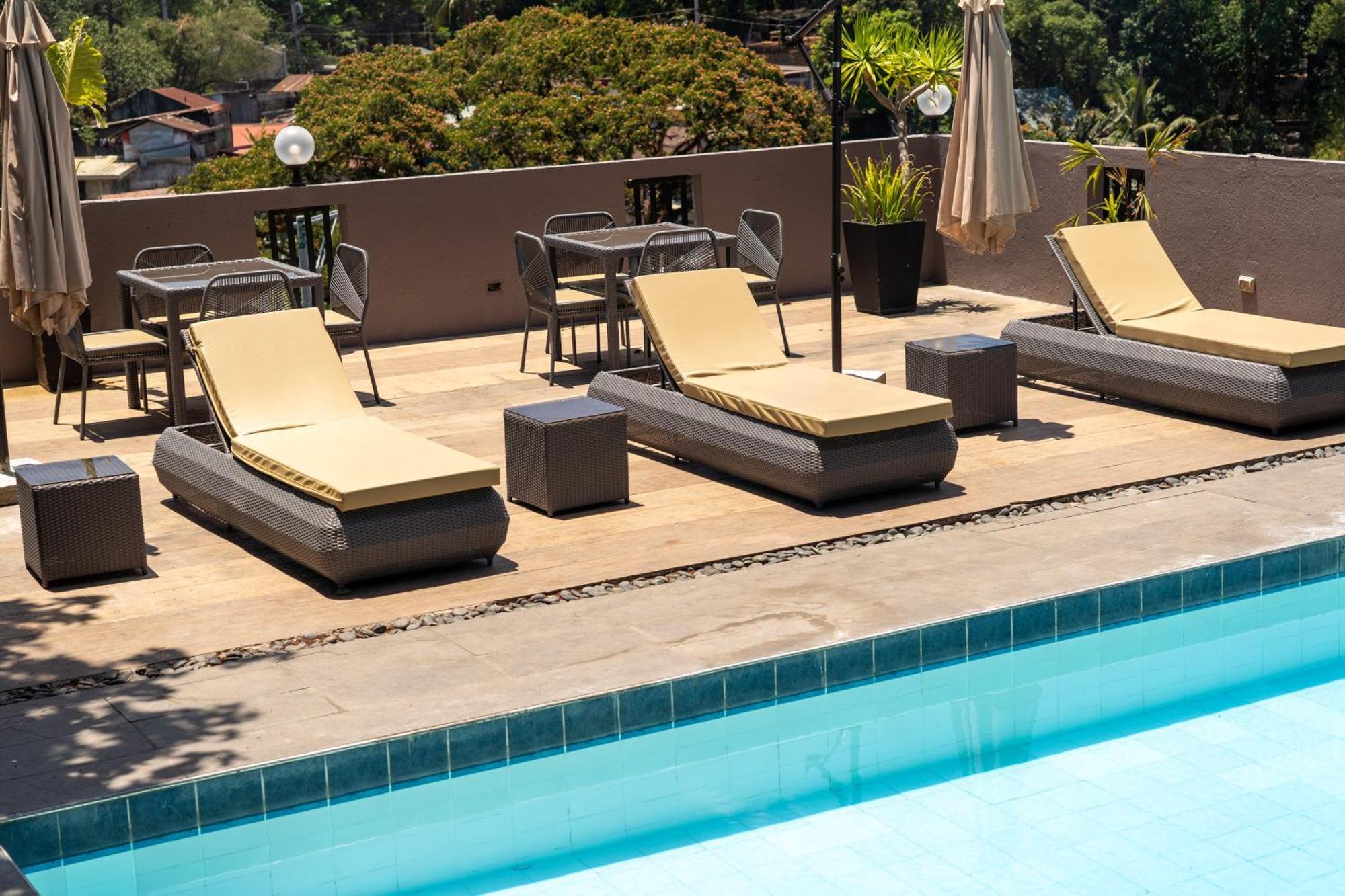 Altaroca Mountain Resort Antipolo Εξωτερικό φωτογραφία