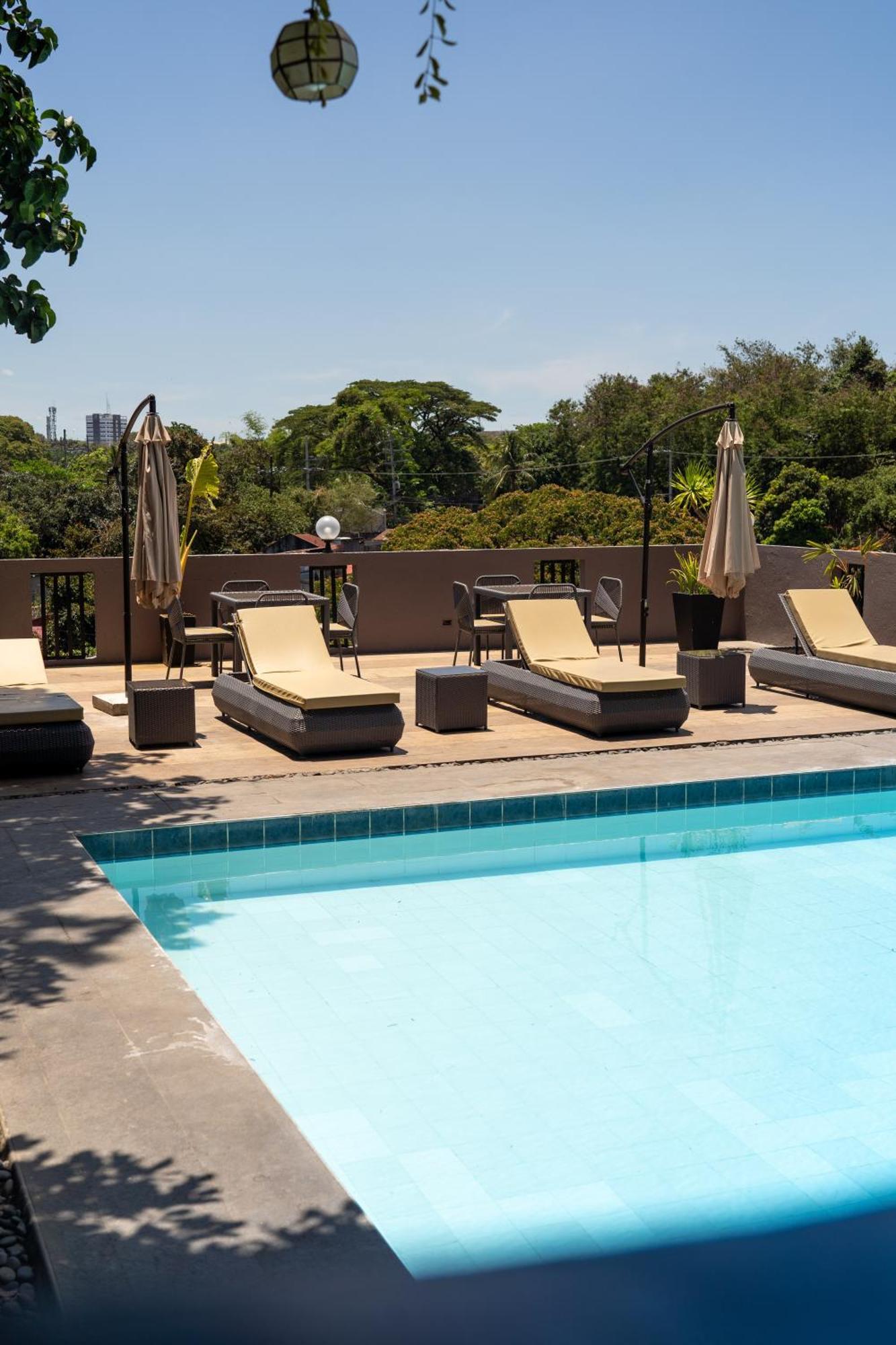 Altaroca Mountain Resort Antipolo Εξωτερικό φωτογραφία